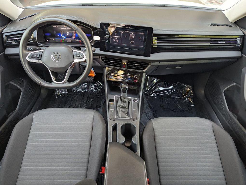 used 2025 Volkswagen Jetta car