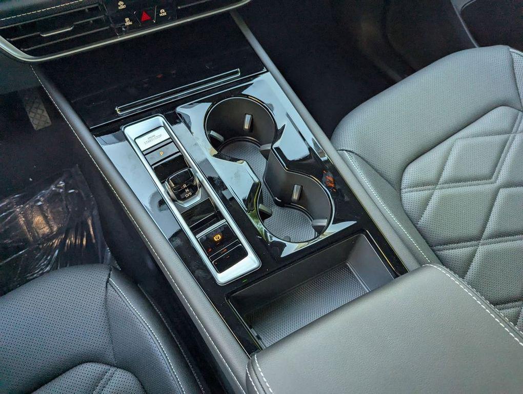 new 2026 Volkswagen Atlas car, priced at $49,330