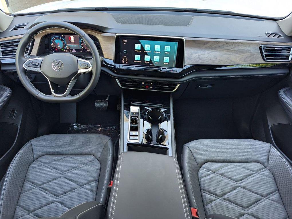 new 2026 Volkswagen Atlas car, priced at $49,330