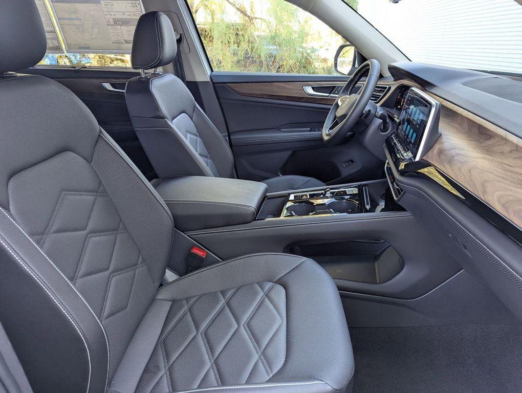 new 2026 Volkswagen Atlas car, priced at $49,330