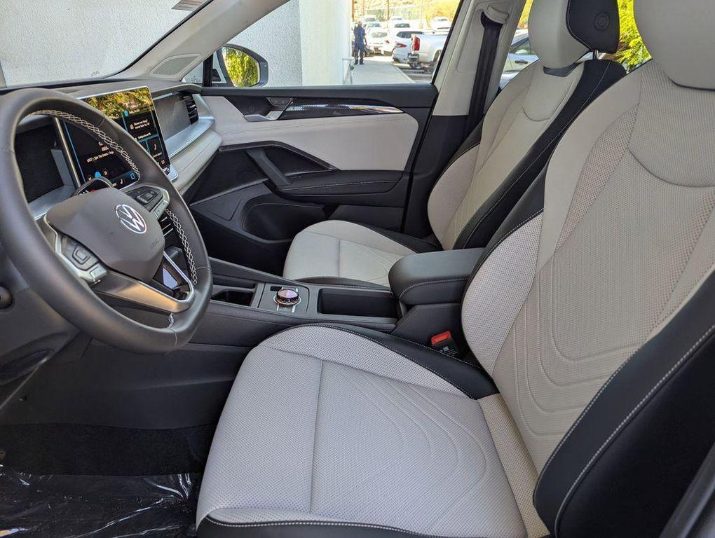 new 2025 Volkswagen Tiguan car, priced at $36,086