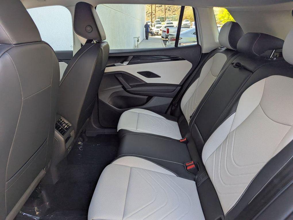 new 2025 Volkswagen Tiguan car, priced at $36,086