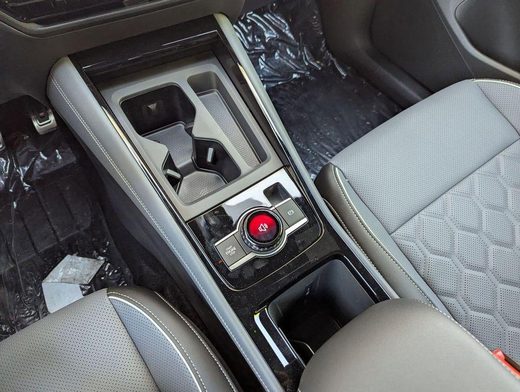 new 2025 Volkswagen Tiguan car, priced at $40,459