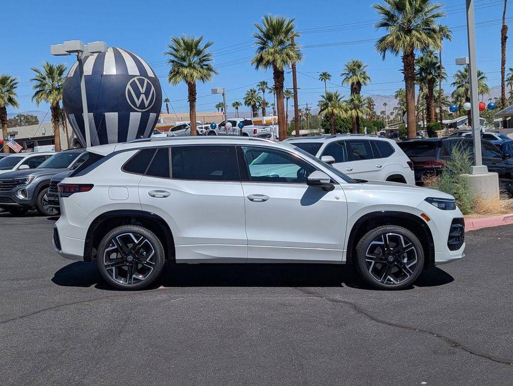 new 2025 Volkswagen Tiguan car, priced at $40,459