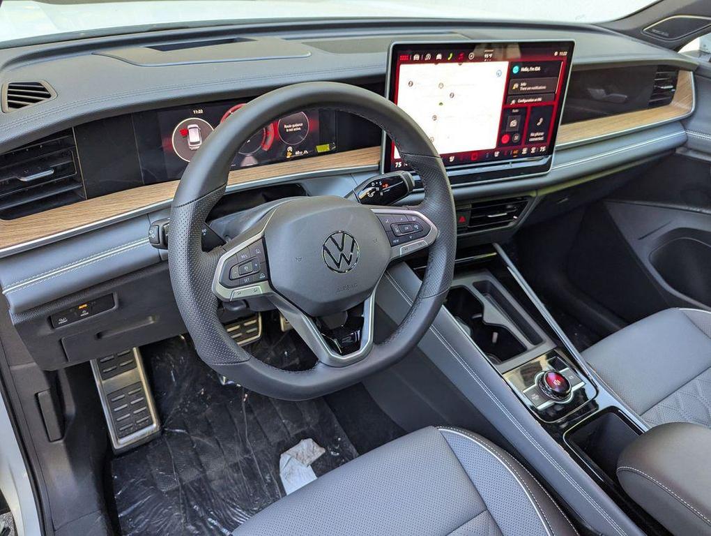 new 2025 Volkswagen Tiguan car, priced at $40,459