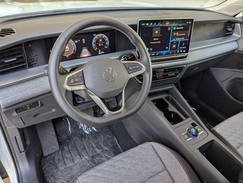 new 2025 Volkswagen Tiguan car, priced at $32,371