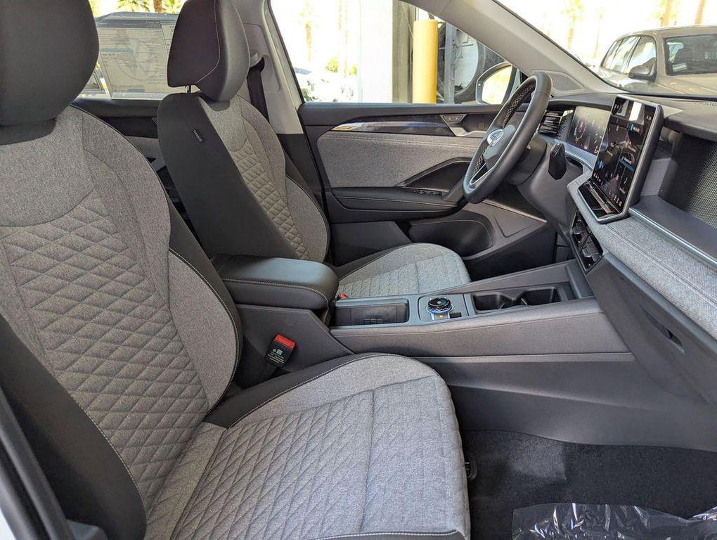 new 2025 Volkswagen Tiguan car, priced at $32,371