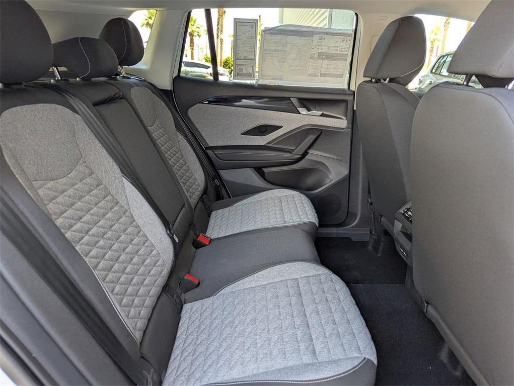 new 2025 Volkswagen Tiguan car, priced at $32,371