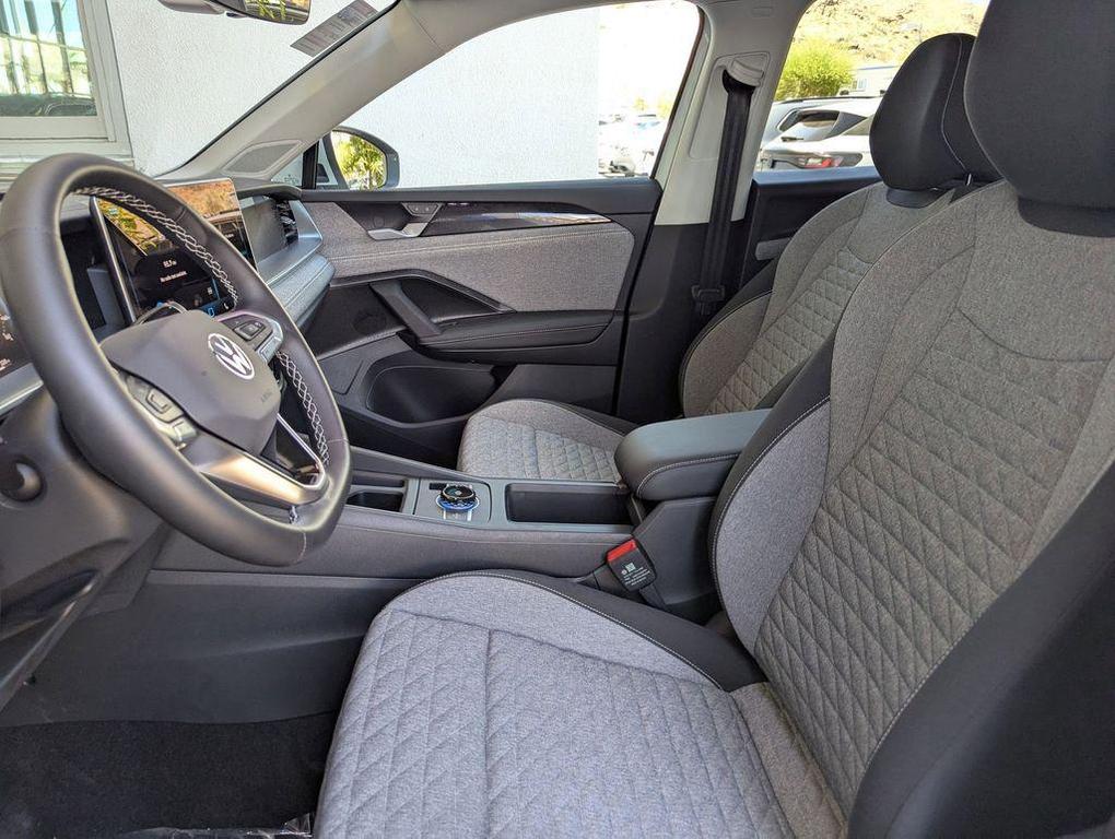 new 2025 Volkswagen Tiguan car, priced at $32,371