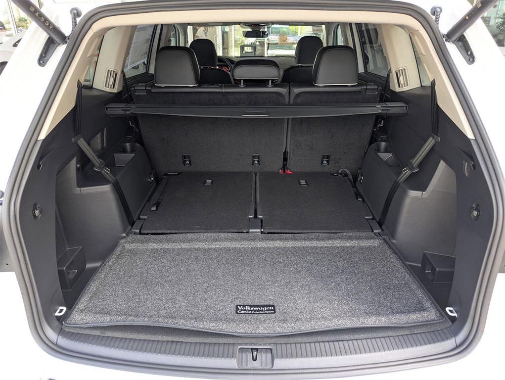 new 2026 Volkswagen Atlas car, priced at $58,109