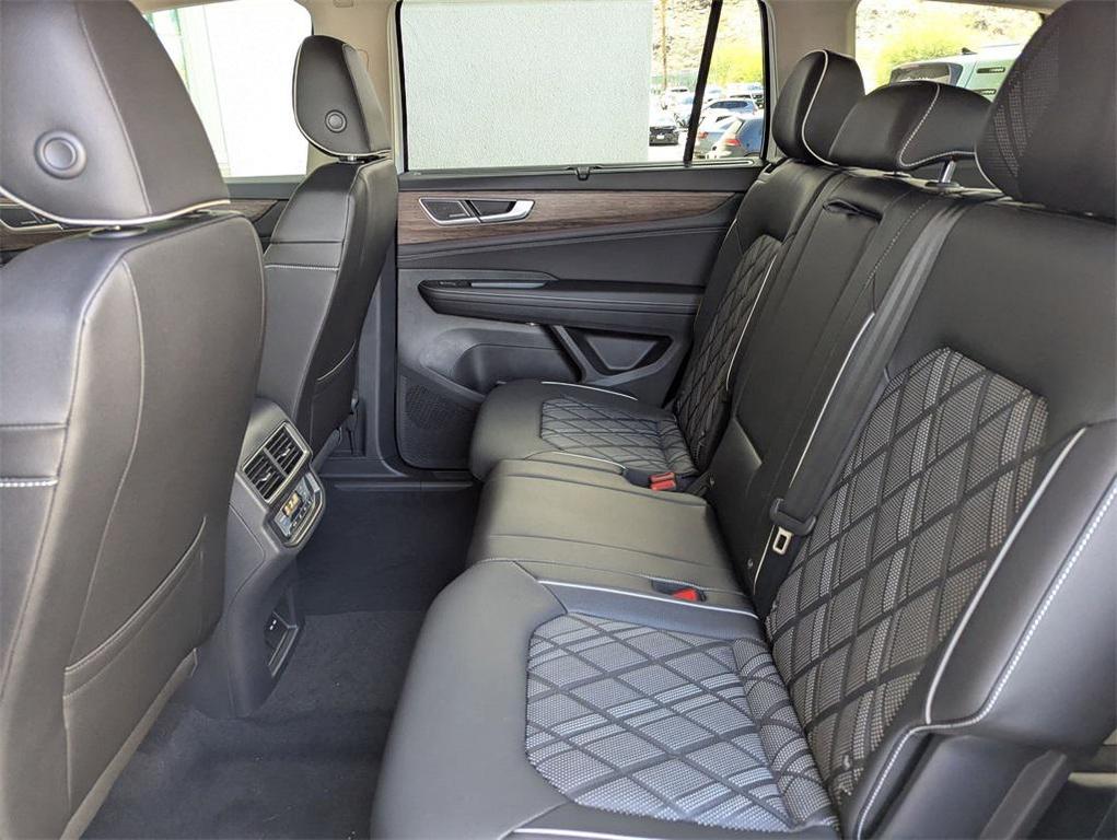 new 2026 Volkswagen Atlas car, priced at $58,109