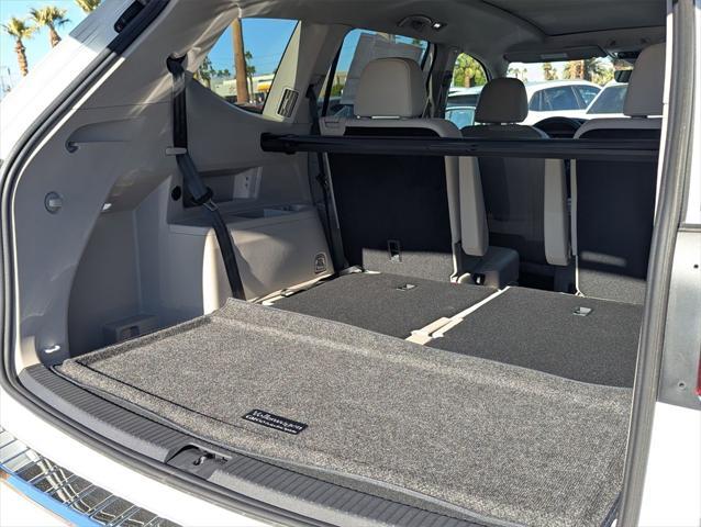 new 2025 Volkswagen Atlas car, priced at $52,284
