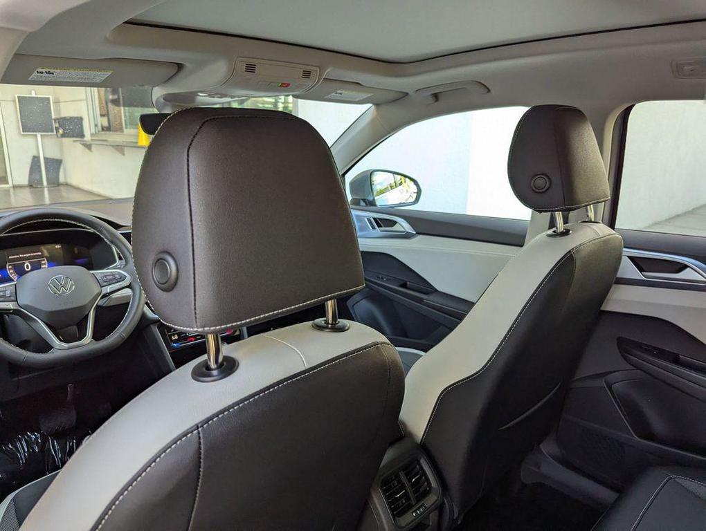 new 2025 Volkswagen Taos car, priced at $32,290