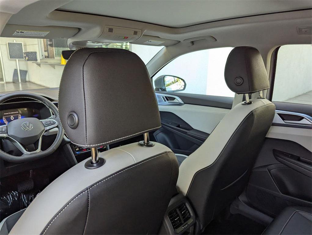 new 2025 Volkswagen Taos car, priced at $32,290