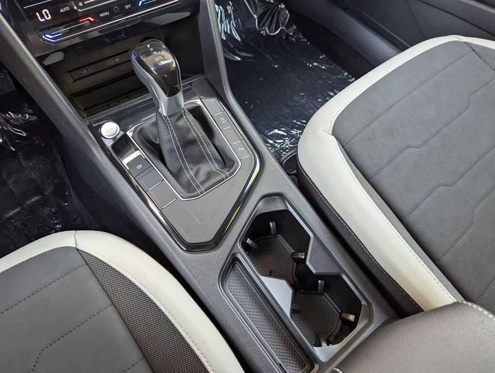 new 2025 Volkswagen Taos car, priced at $32,290