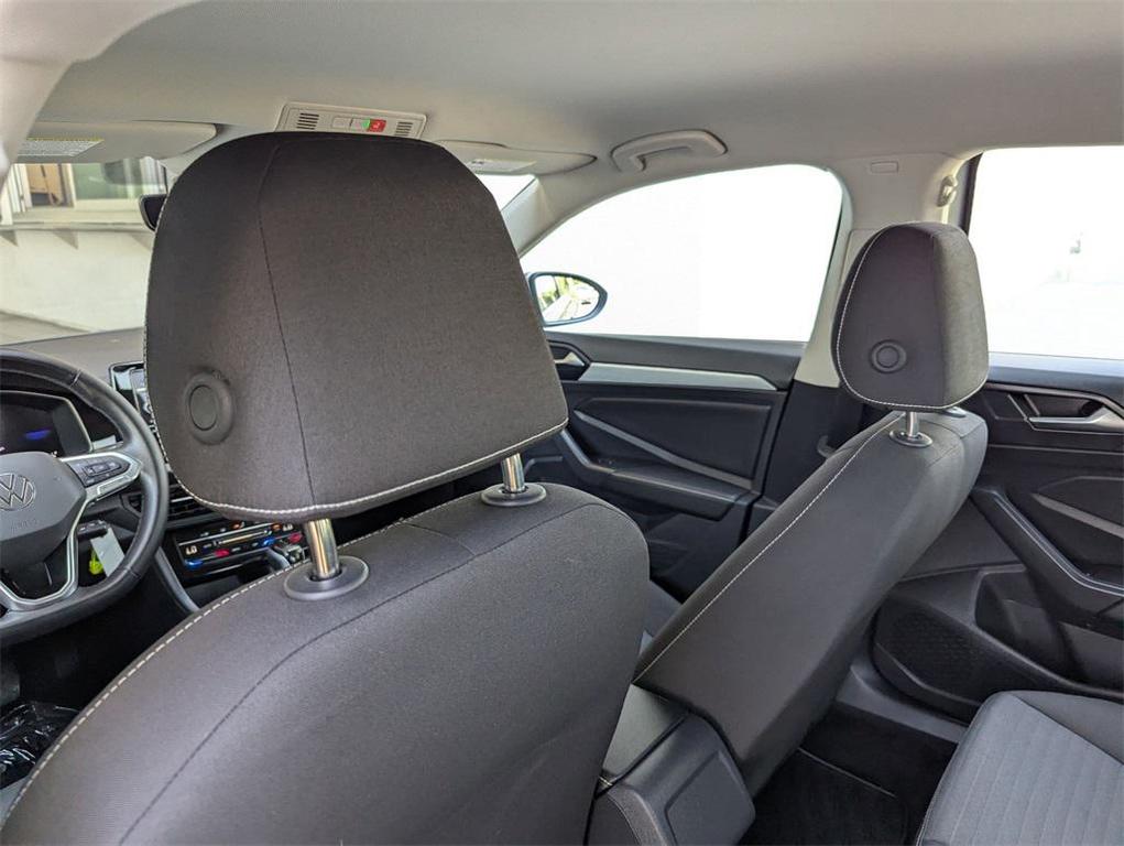 used 2025 Volkswagen Jetta car
