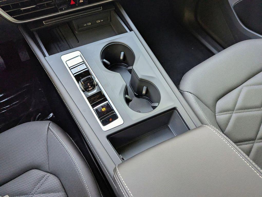 new 2026 Volkswagen Atlas car, priced at $42,127