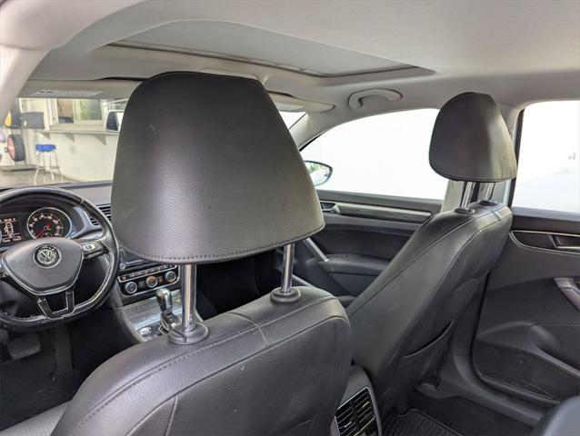 used 2018 Volkswagen Passat car