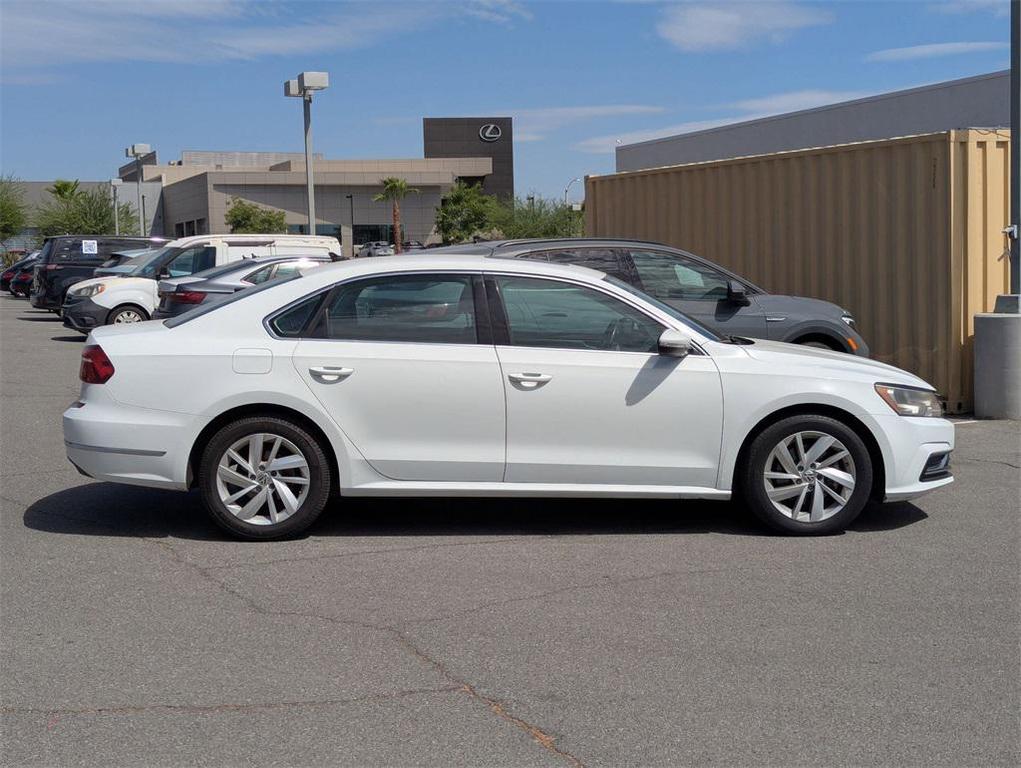 used 2018 Volkswagen Passat car