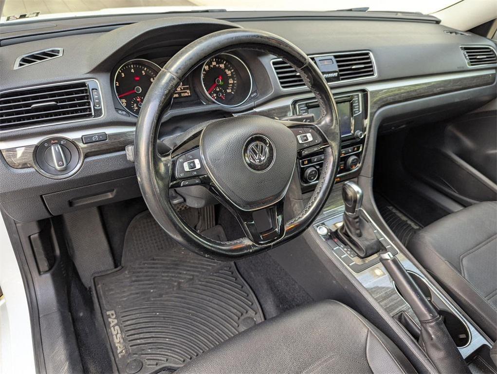 used 2018 Volkswagen Passat car