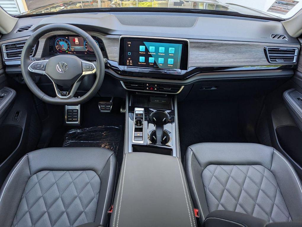 new 2026 Volkswagen Atlas car, priced at $57,654