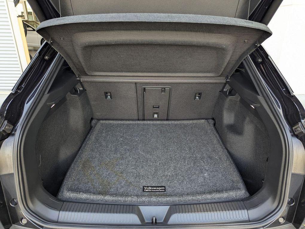 used 2023 Volkswagen ID.4 car, priced at $19,991