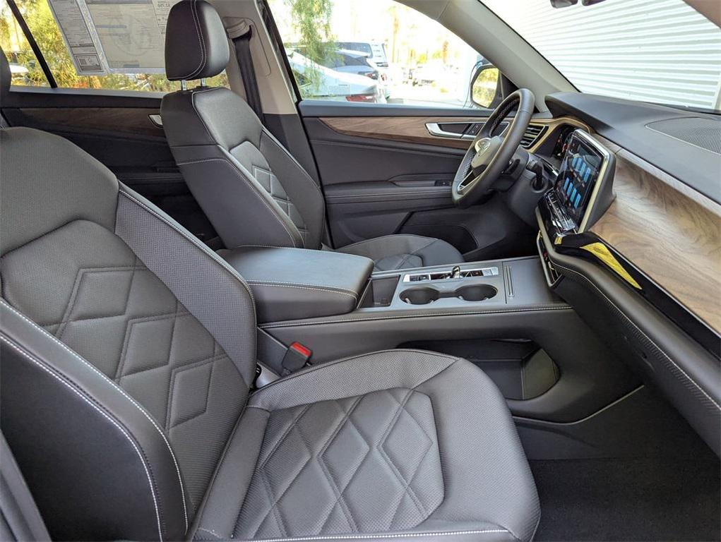 new 2026 Volkswagen Atlas car, priced at $43,504