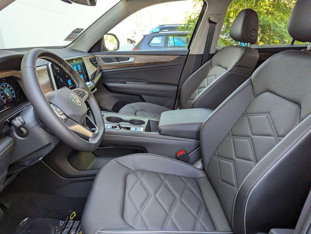 new 2026 Volkswagen Atlas car, priced at $43,504