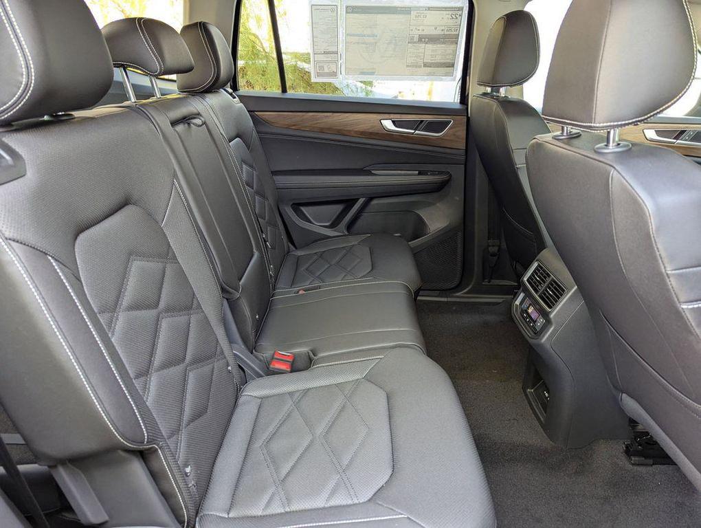 new 2026 Volkswagen Atlas car, priced at $43,504