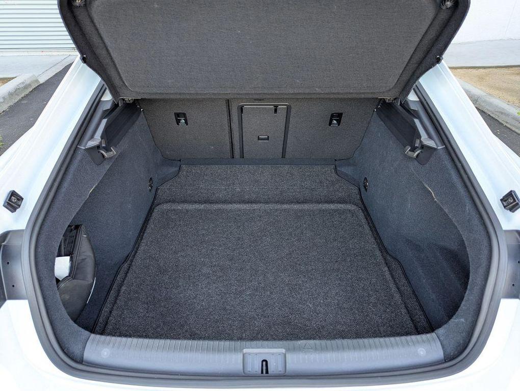 used 2021 Volkswagen Arteon car, priced at $23,990