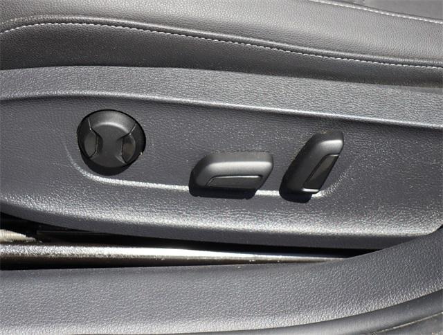 used 2020 Volkswagen Passat car