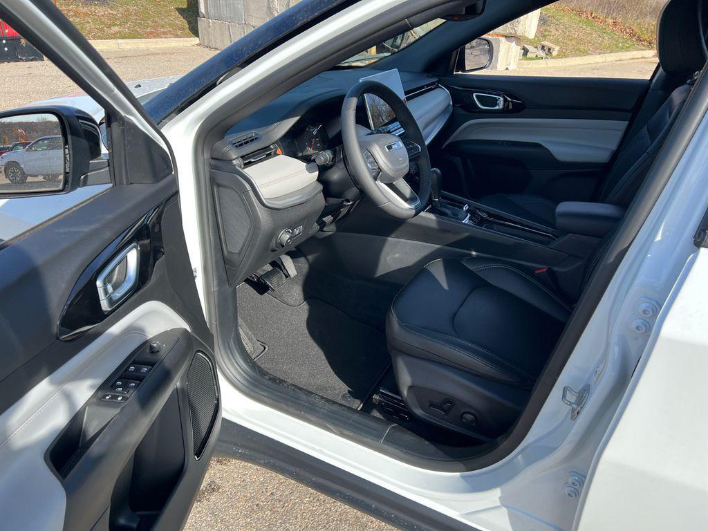 new 2026 Jeep Compass car, priced at $30,135