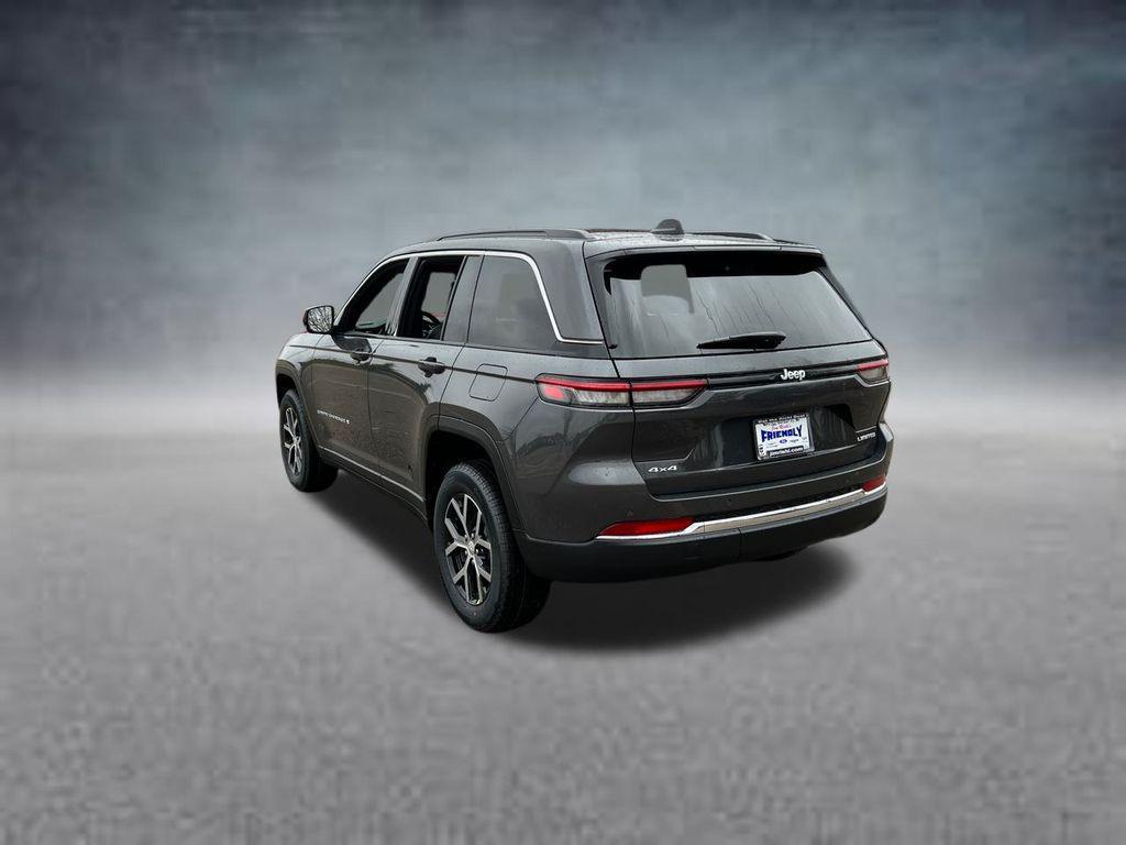 new 2025 Jeep Grand Cherokee car, priced at $43,124