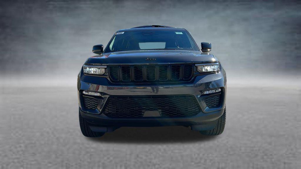 new 2025 Jeep Grand Cherokee car, priced at $43,304
