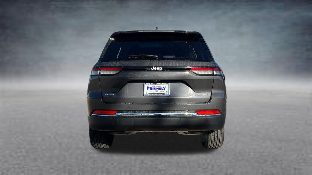 new 2025 Jeep Grand Cherokee car, priced at $42,624
