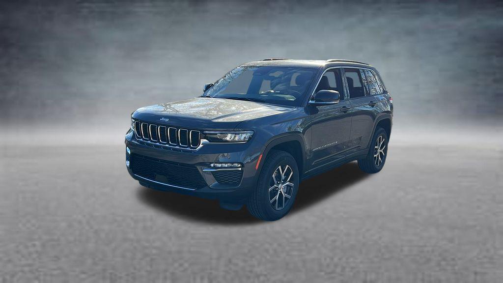 new 2025 Jeep Grand Cherokee car, priced at $42,624