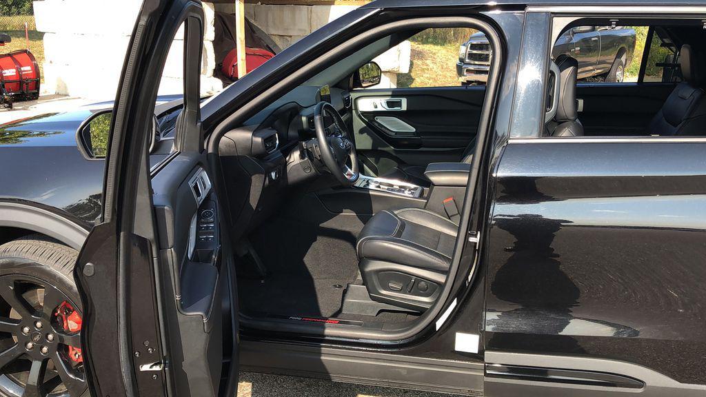 used 2023 Ford Explorer car, priced at $39,113