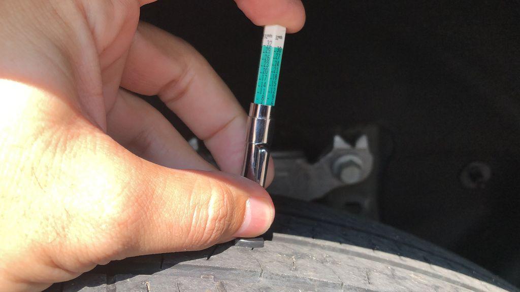 used 2023 Ford Explorer car, priced at $39,113