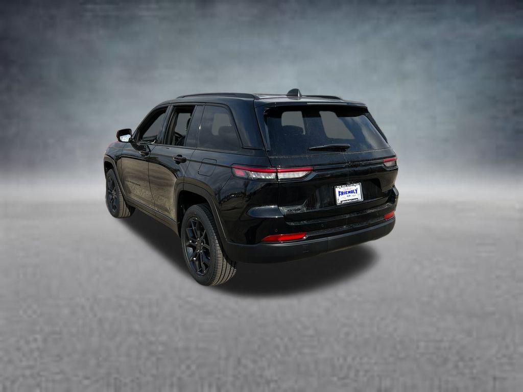new 2025 Jeep Grand Cherokee car, priced at $47,659
