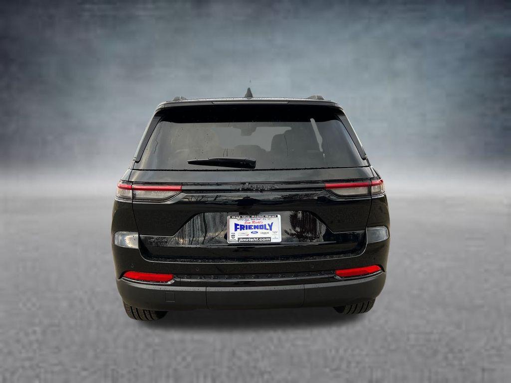 new 2025 Jeep Grand Cherokee car, priced at $46,808