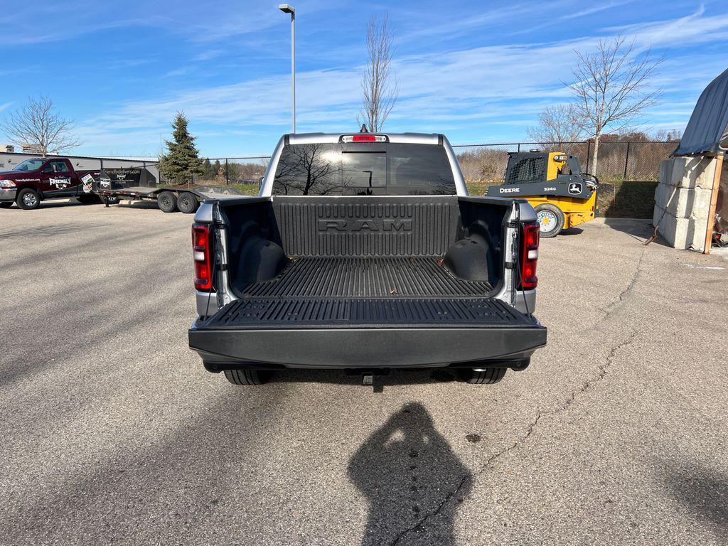 new 2025 Ram 1500 car, priced at $46,321