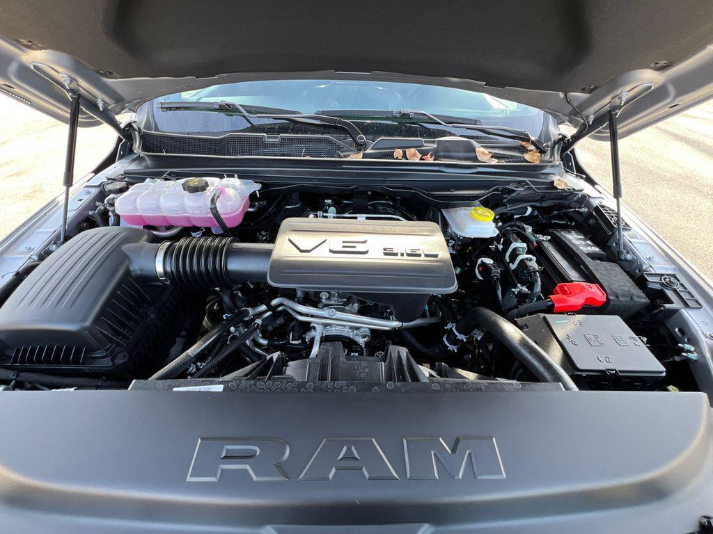 new 2025 Ram 1500 car, priced at $46,321