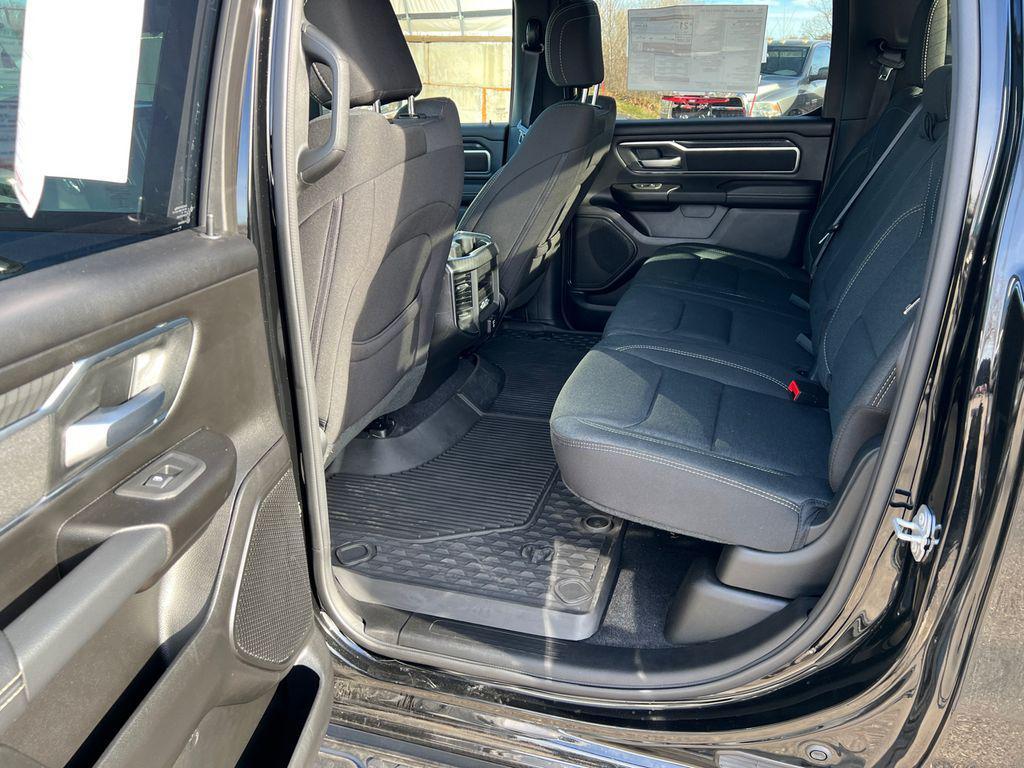 new 2025 Ram 1500 car, priced at $46,321