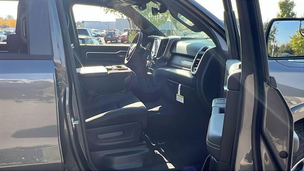 new 2025 Ram 1500 car, priced at $41,701