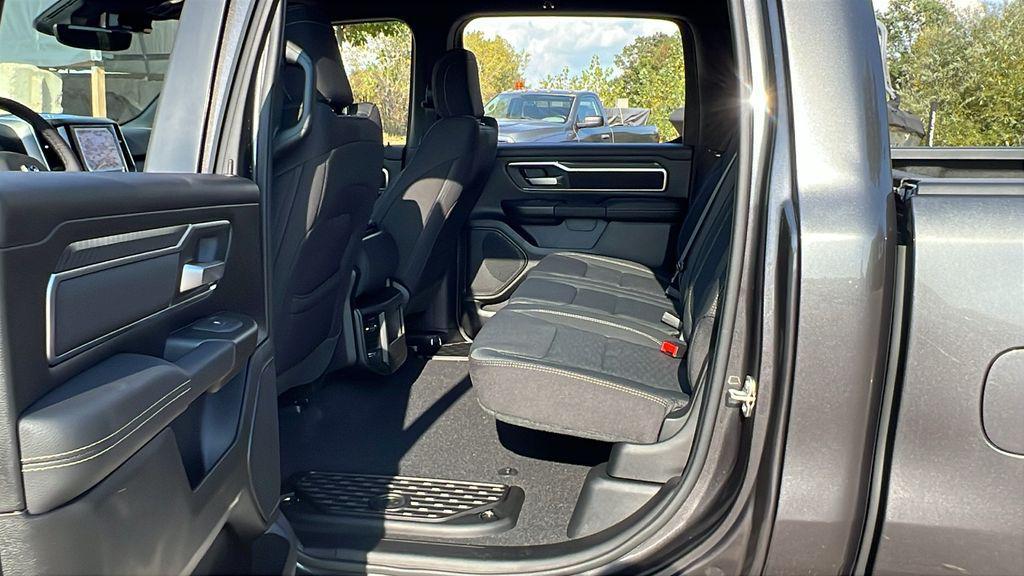 new 2025 Ram 1500 car, priced at $41,701