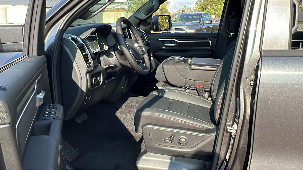 new 2025 Ram 1500 car, priced at $41,701