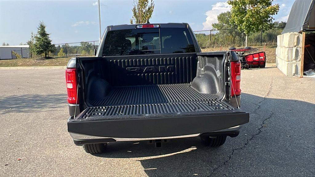 new 2025 Ram 1500 car, priced at $41,701