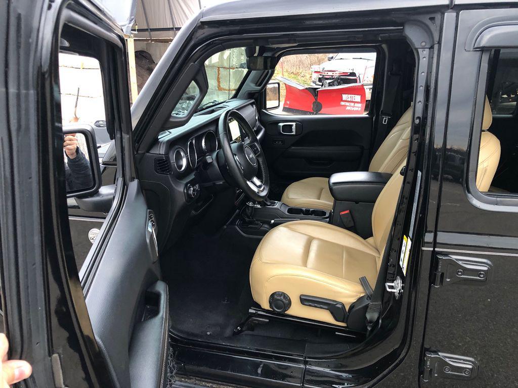 used 2018 Jeep Wrangler Unlimited car, priced at $25,261
