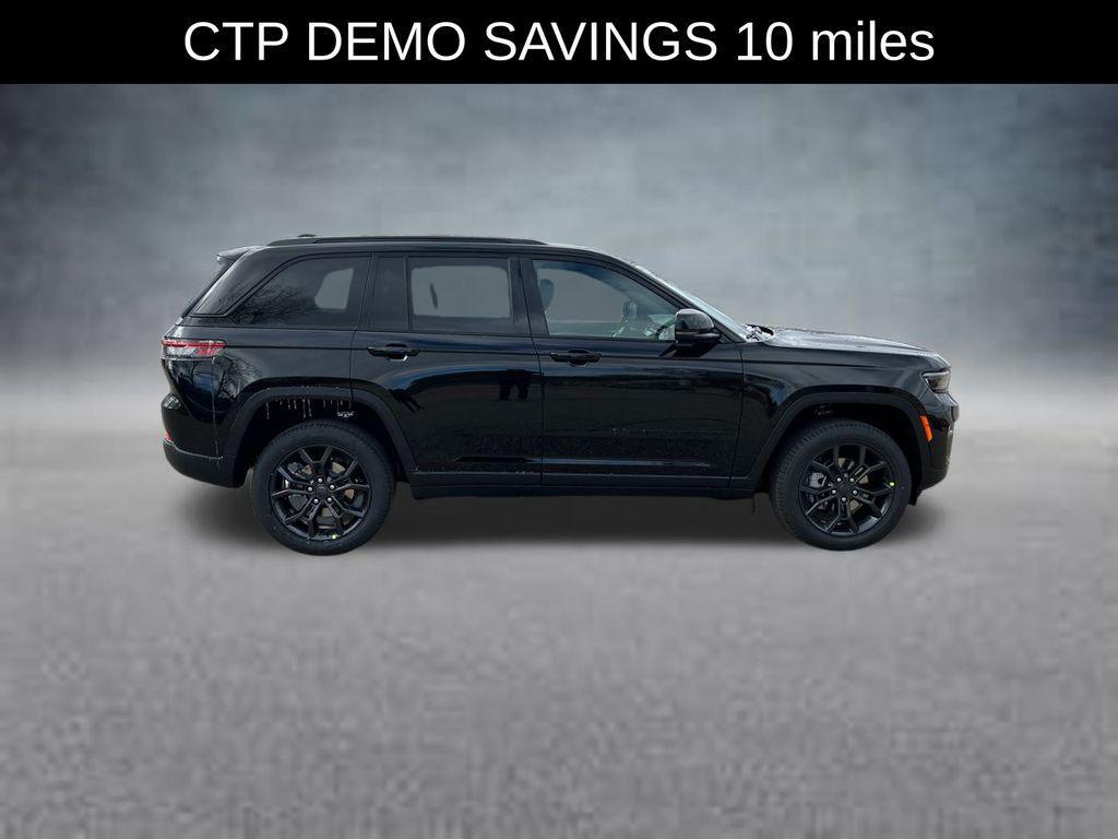 new 2025 Jeep Grand Cherokee car, priced at $46,808