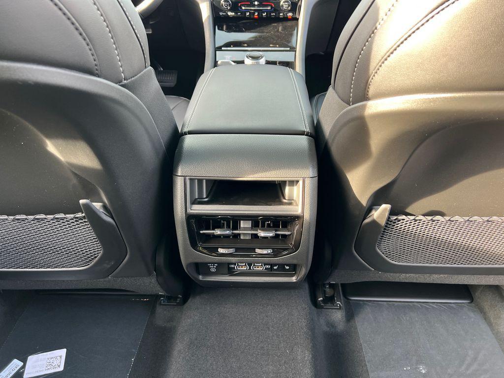 new 2025 Jeep Grand Cherokee car, priced at $46,308